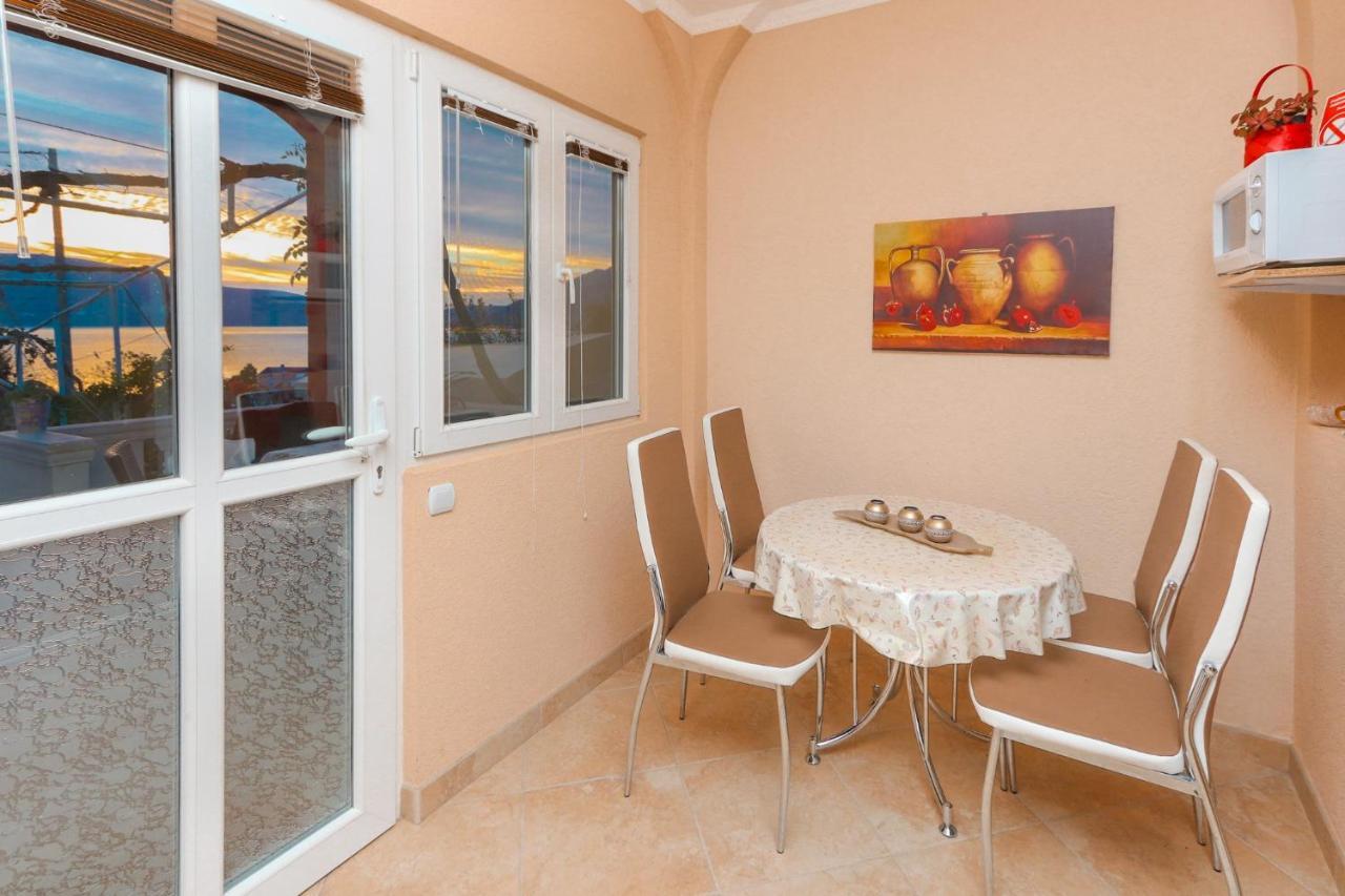 טיווט Villa Lastva Apartments חדר תמונה