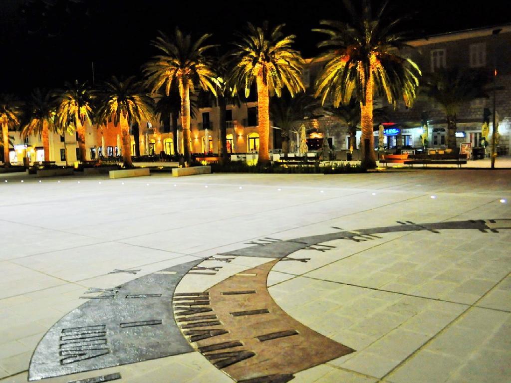 טיווט Villa Lastva Apartments מראה חיצוני תמונה