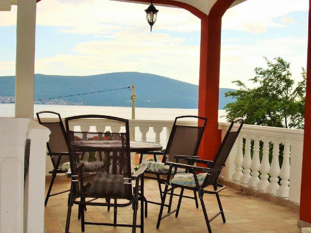 טיווט Villa Lastva Apartments חדר תמונה