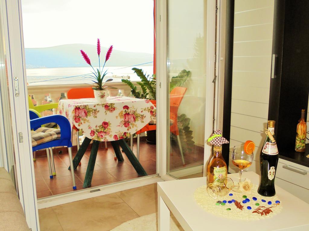 טיווט Villa Lastva Apartments מראה חיצוני תמונה