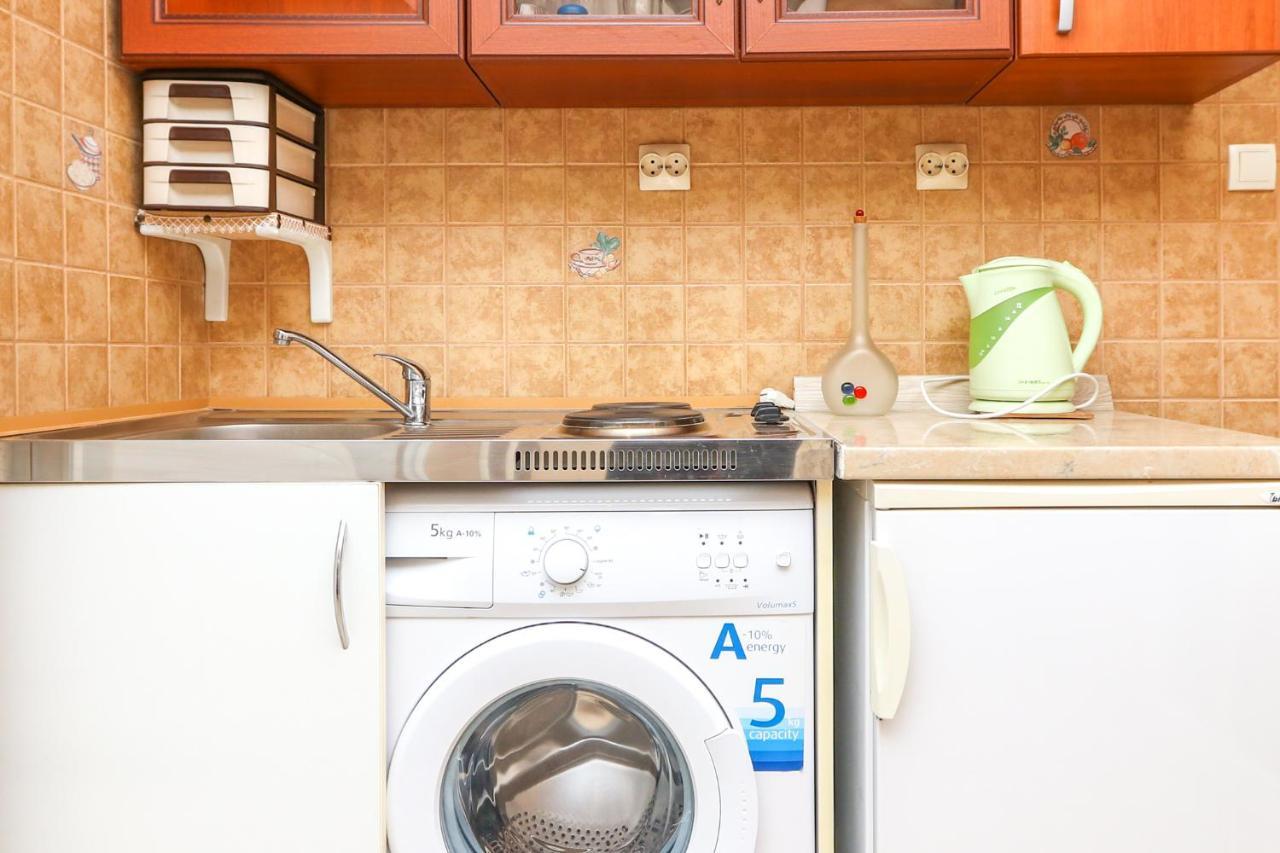 טיווט Villa Lastva Apartments מראה חיצוני תמונה